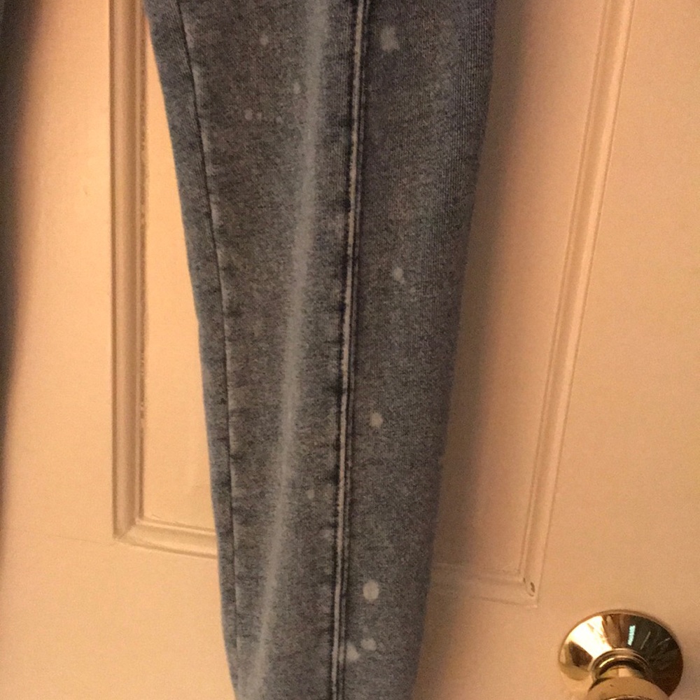 Distressed sweats - Picture 3 of 4